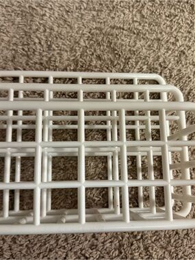 White Plastic Grid Storage Basket